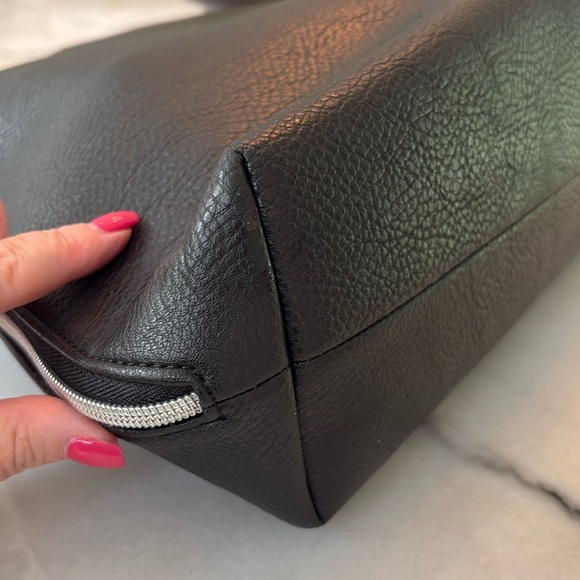 Kenneth Cole Reaction Black Pebbled Leather Tote - Picture 7 of 12